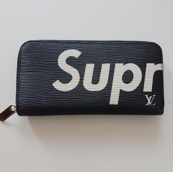 Louis Vuitton Supreme Black Full Zip Wallet - Picture 1 of 14